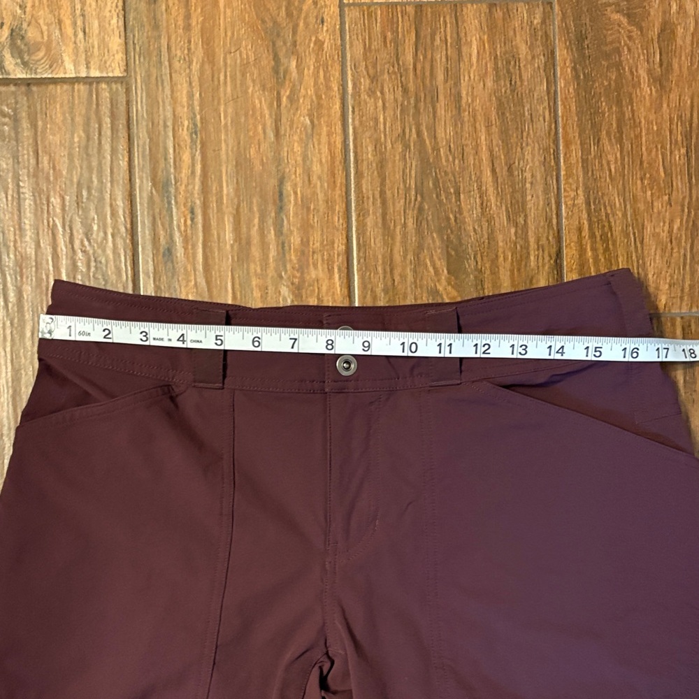 REI Women's Plum Athletic Utility Shorts - Picture 3 of 7